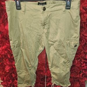 Jane Doe Juniors Tan Cargo Capri Pants Size 13